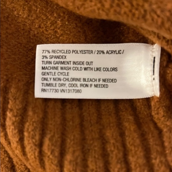 BNWT Universal Threads Brown Crew Cropped Sweater Size Small - Picture 4 of 8